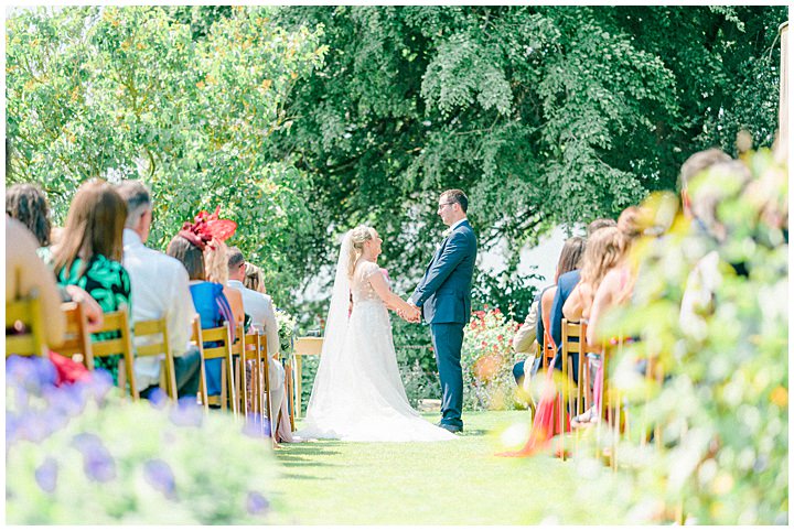Halton Grove wedding pictures - outdoor garden ceremony